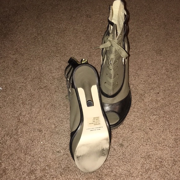 BAKERS Semi-Gladiator Open Toe Lace Up Booties - Picture 3 of 6